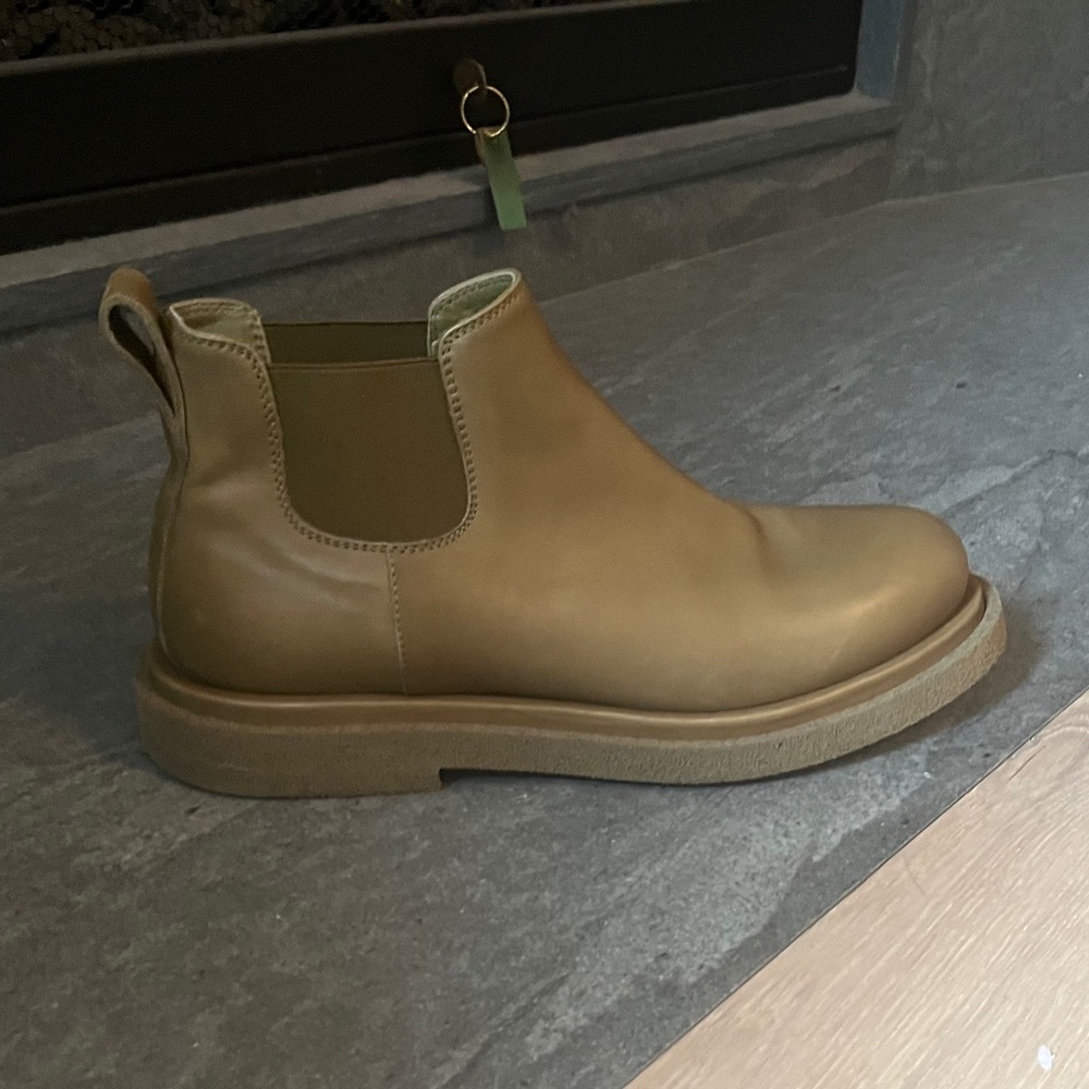 OFFICINE CREATIVE NEW NEVER WORN WOMENS SOFT LEATHER BOOTS SIZE 39